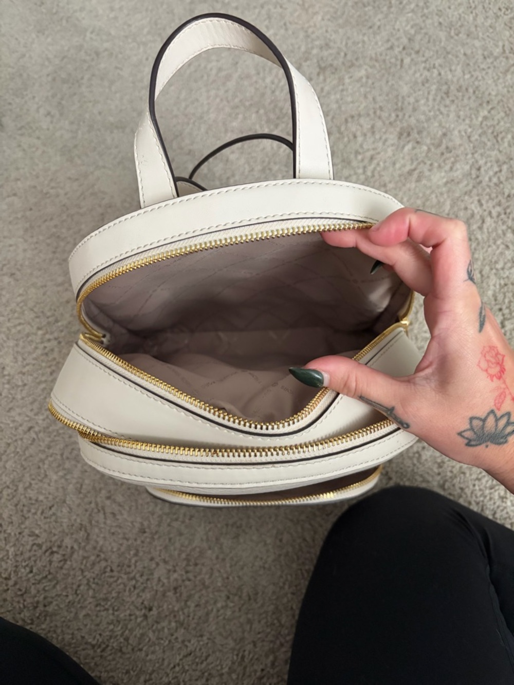 Michael Kors Cream Pebbled Leather Backpack with Gold Hardware - Picture 8 of 9